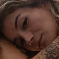 Emma_littleTs Nua