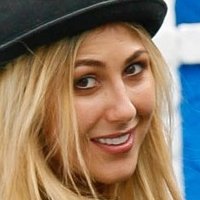 Emma Slater Nua