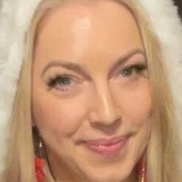 Emma Vardy Nua