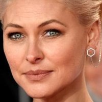 Emma Willis Nua