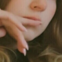 emmabl00m Nua