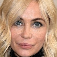 Emmanuelle Béart Nua