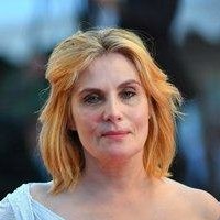 Emmanuelle Seigner Nua