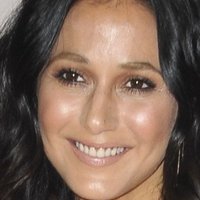 Emmanuelle Vill Nua