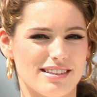 Erica Buns Nua
