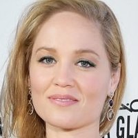 Erika Christensen Nua