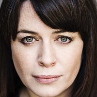 Eve Myles Nua