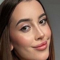 evelynmur Nua