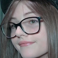 Evie Nua