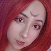 Evy Rosas Nua