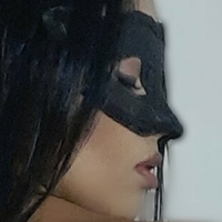 Feiticeira Nua