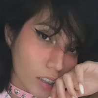 Femkittten Nua
