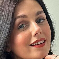 Fiona Burgess Nua