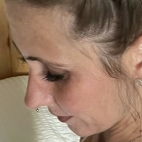 Frau_Jenna Nua