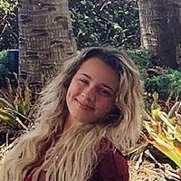 Gabby Barrett Nua