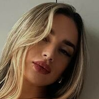 Gabriela Viana Nua