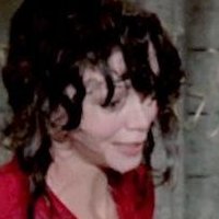 Gabrielle Drake Nua
