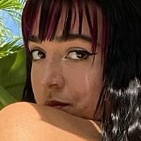 Gigi Morada Nua