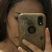 girl_shows_tits Nua