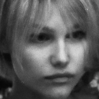 Grace VanderWaal Nua