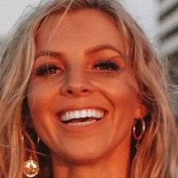 Hannah Polites Nua