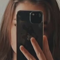 hannahluisienne Nua