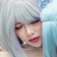 美月 HKxSYR Nua
