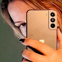 Holliehotwife Nua