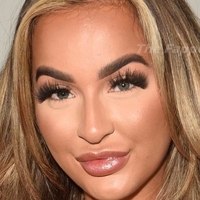 Holly Burns Nua