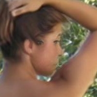 Holly Durst Nua