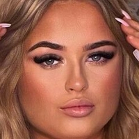 Holly Evans Nua