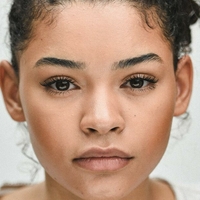 Ida Brooke Nua