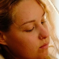 Irina Bob/irinaexperience Nua