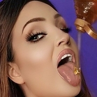 ivytenebrae Nua