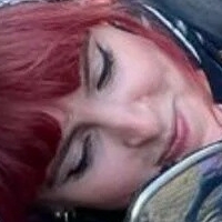 Izzie Balmer Nua