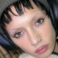 Jazelle Zanaughtti Nua