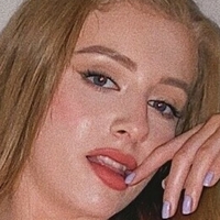 Jen Loveheart Nua