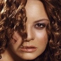 Jenna von Oÿ Nua