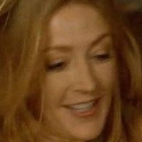 Jennifer Finnigan Nua