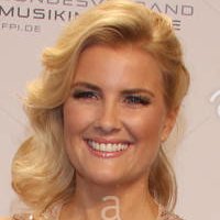 Jennifer Knaeble Nua
