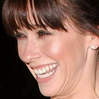jenniferLoveHewitt Nua