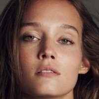 Johanna Szikszai Nua