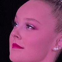 JoJo Siwa Nua