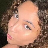juli5ette Nua