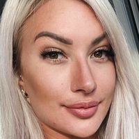Julia Bottar Nua