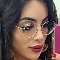 Julia Denttelo Nua