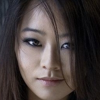 Julia Ling Nua