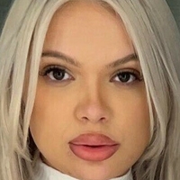 Julia Monroe Nua