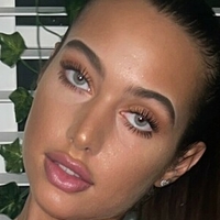 Kamila Davies Nua