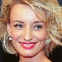 Karina Smulders Nua